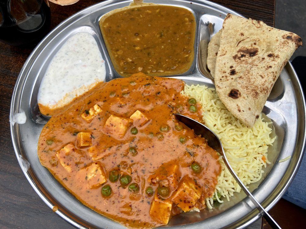butter chicken with rice