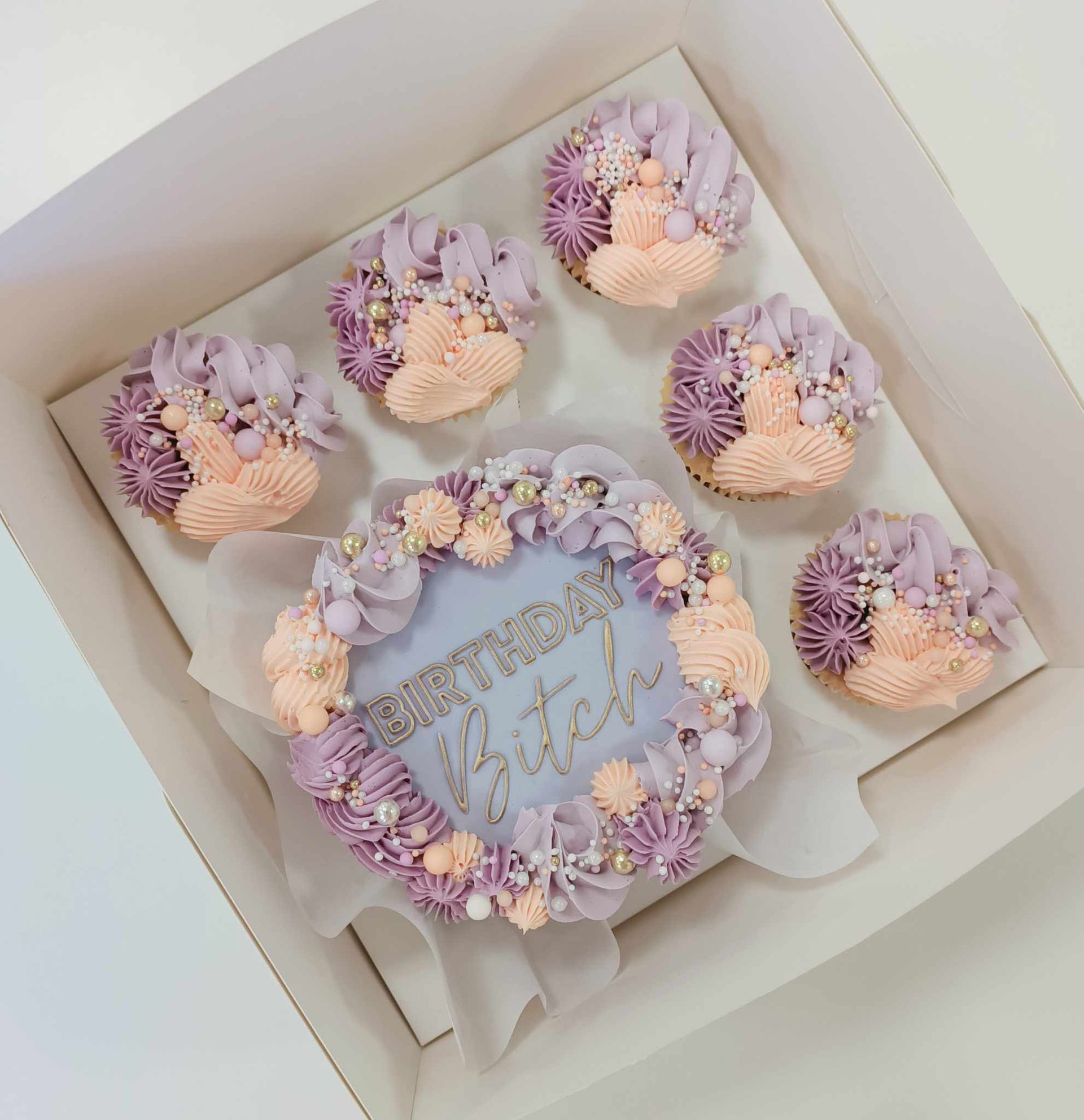 Custom cakes, gold coast, wedding cakes, cake maker