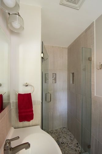 Gerace Residence Spacious Bathroom