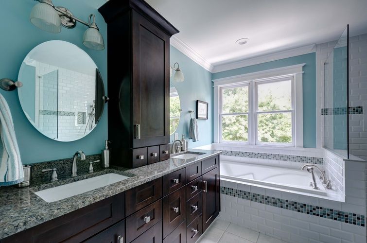 Shirey Residence Spacious Master Bathroom