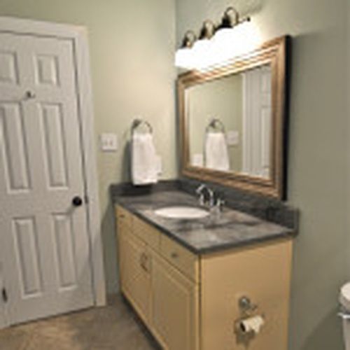 Fiorenza Hall Nice Bathroom