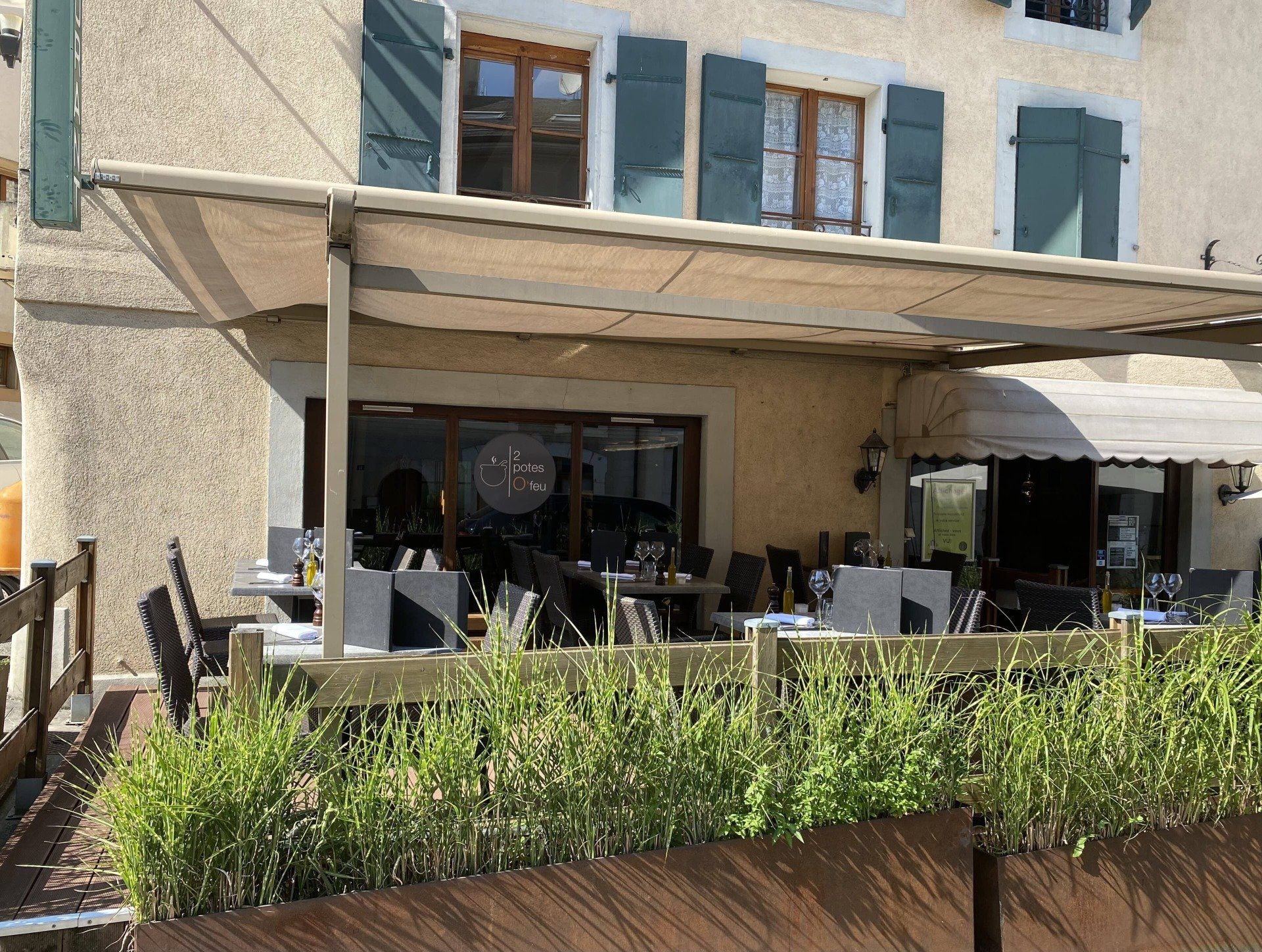 Terrasse extérieure 2 potes o feu Genève