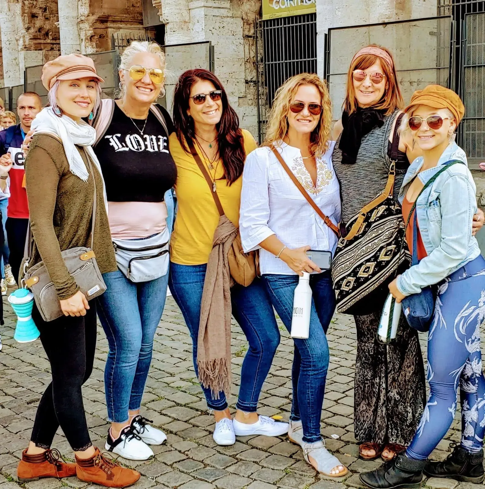 6 friends posing for a picture in Florence