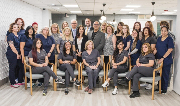 group photo of the staff at Eye Associates of North Jersey
