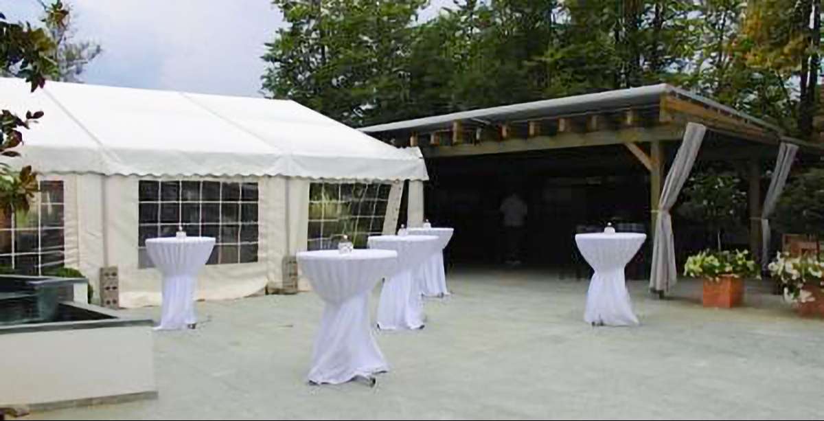 Tent with classic roof and tables