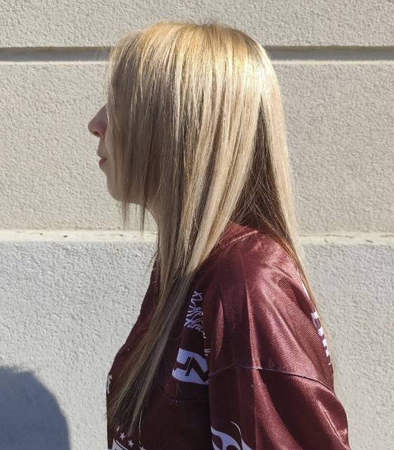 Colorazione capelli biondo