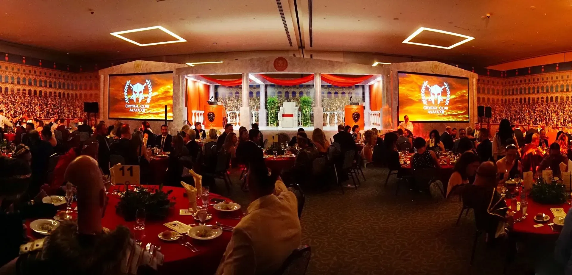 En el mundo de los eventos, la creatividad es el motor que impulsa experiencias únicas. 
