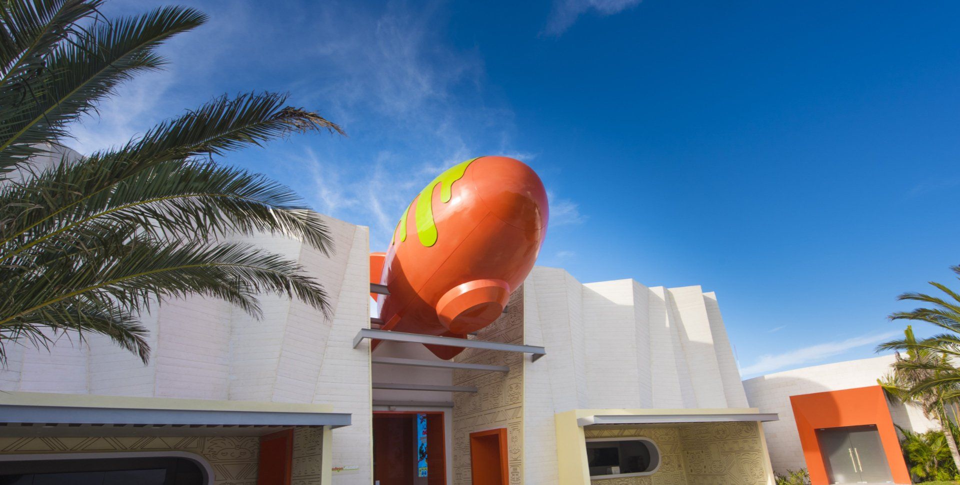 Blimp de acceso, Nickelodeon Place