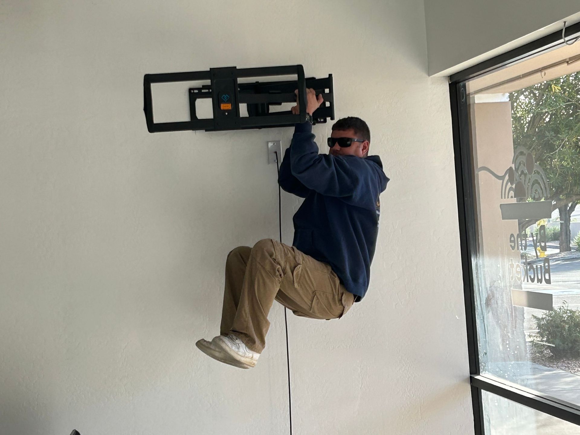 SG Installation AZ Inc