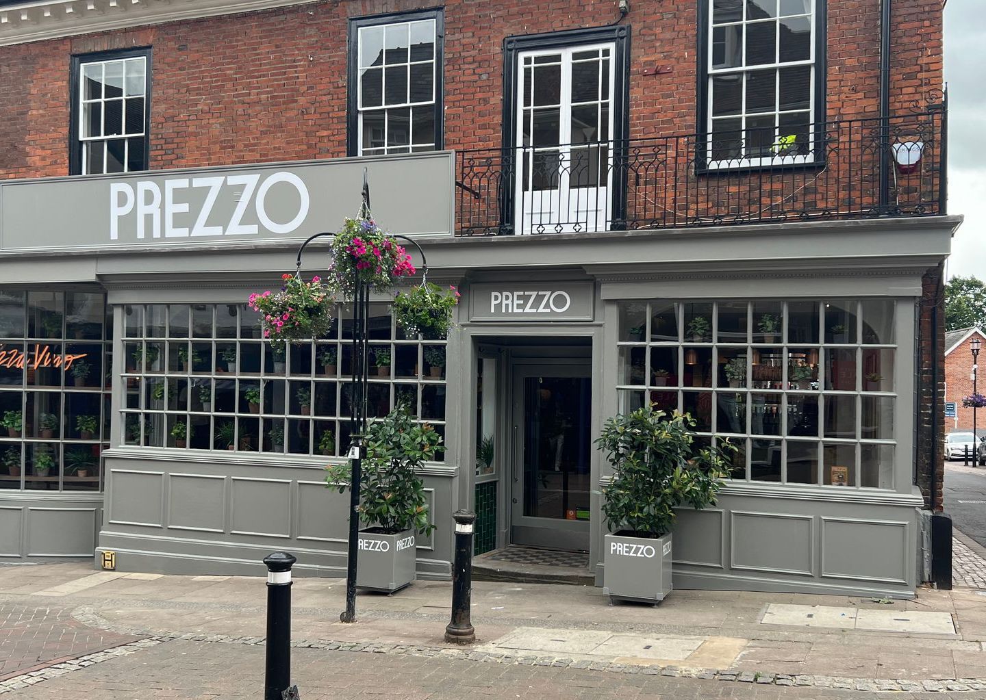 Prezzo, Bury-St-Edmunds -JCE George