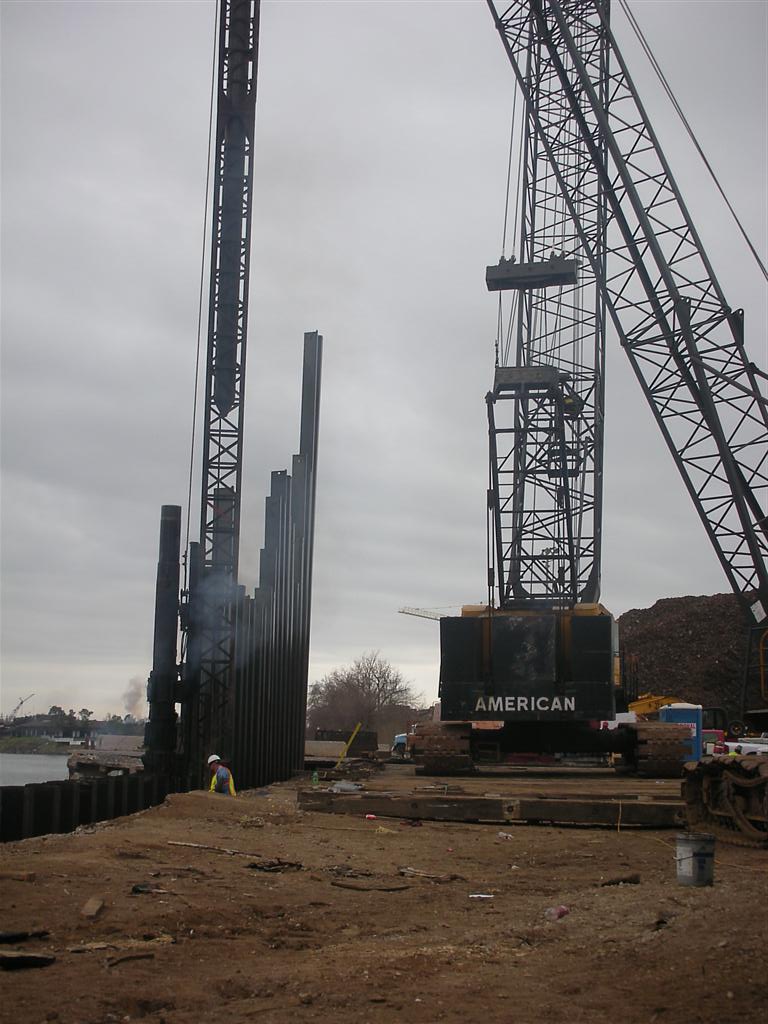 Large construction cranes - Deer Park, TX - DH Construction