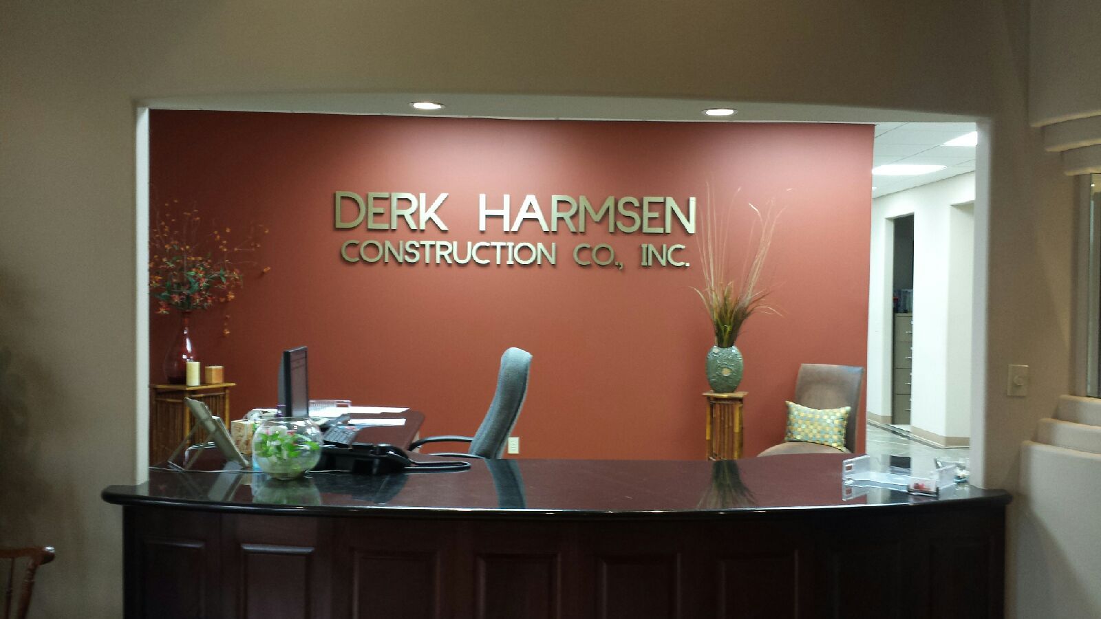 Reception area - Deer Park, TX - DH Construction