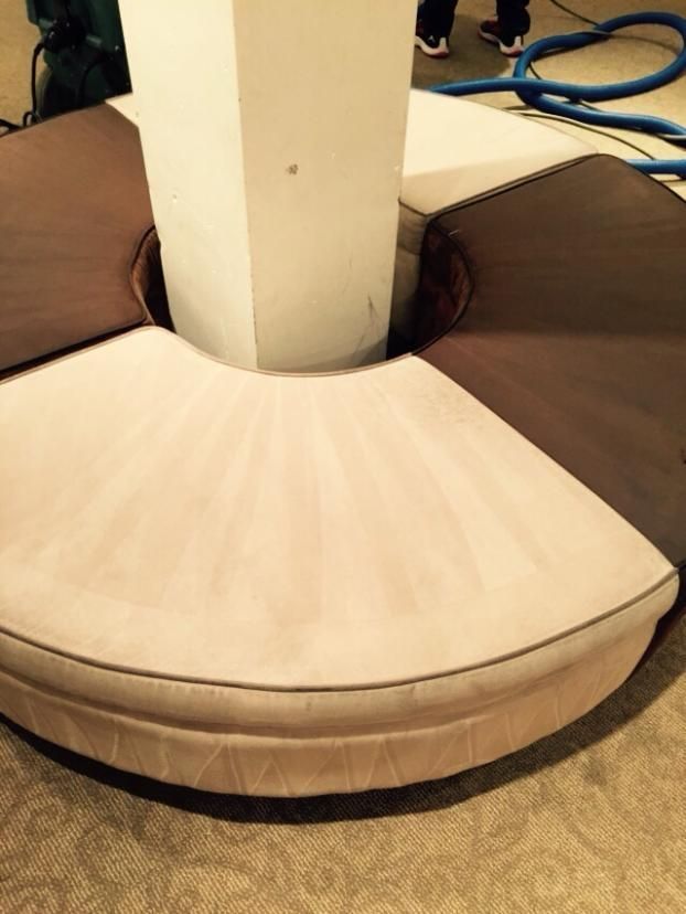 A Round Couch - Chesapeake, VA - Fresh Start Commercial Cleaning 