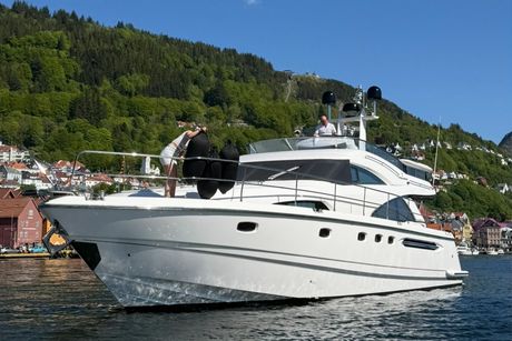 Yacht Tours