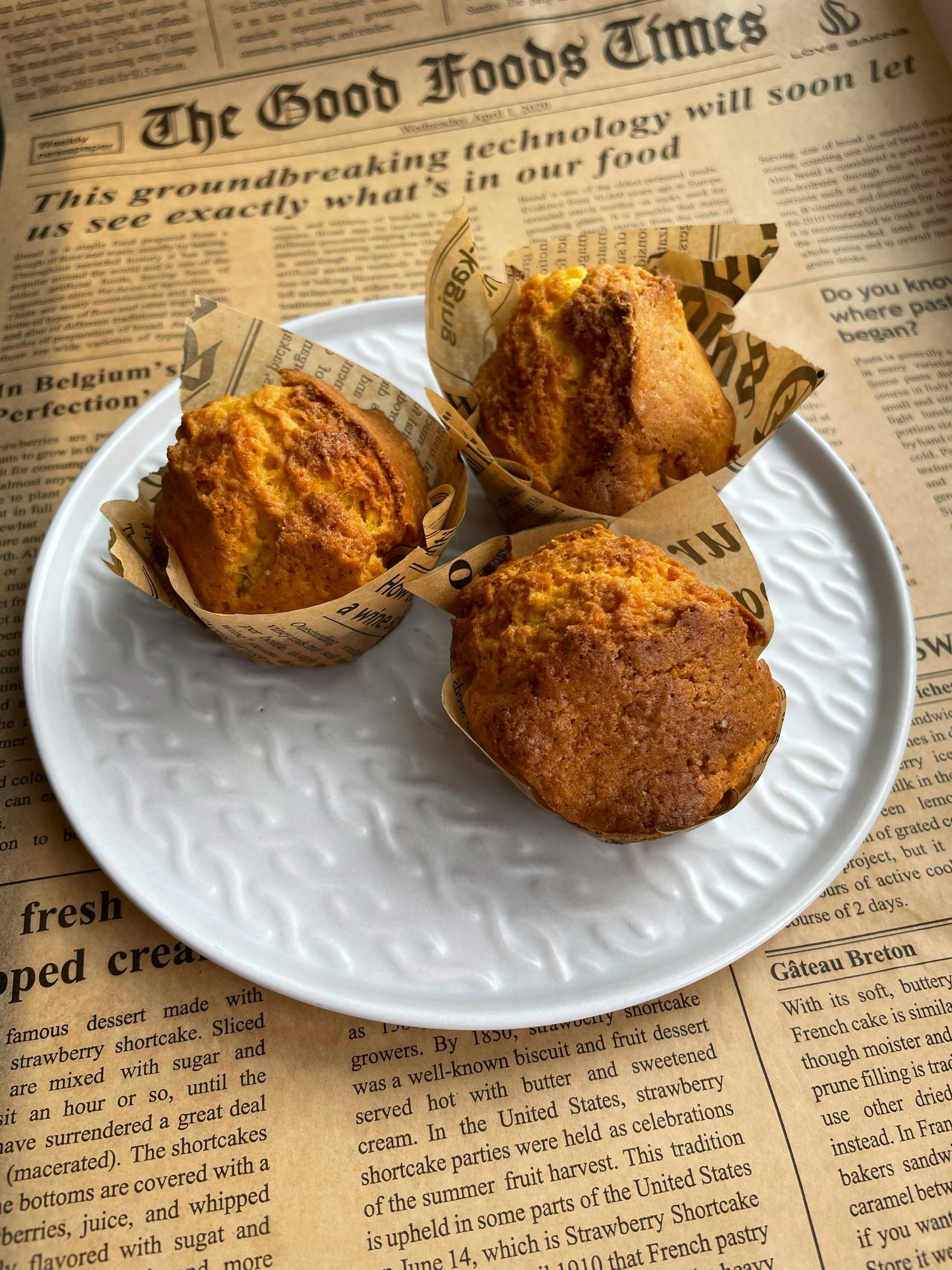 אופן ההכנה - מחממים תנור לחום בינוני (180 מעלות). מחממים במיקרוגל את הירקות הקפואים למשך 5 דקות. חות