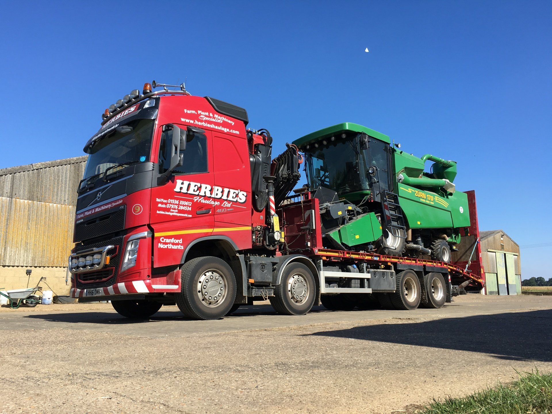 haulage vehicle carrying a huge equipment