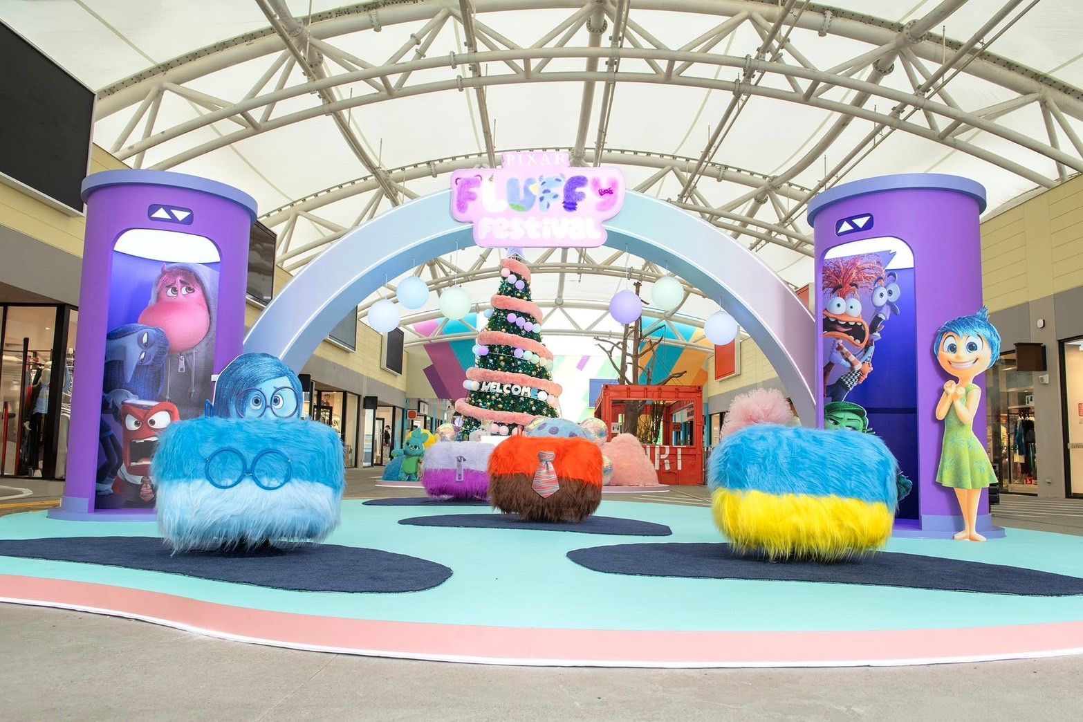 三井 OUTLET 皮克斯主題聖誕造景 - 台中港