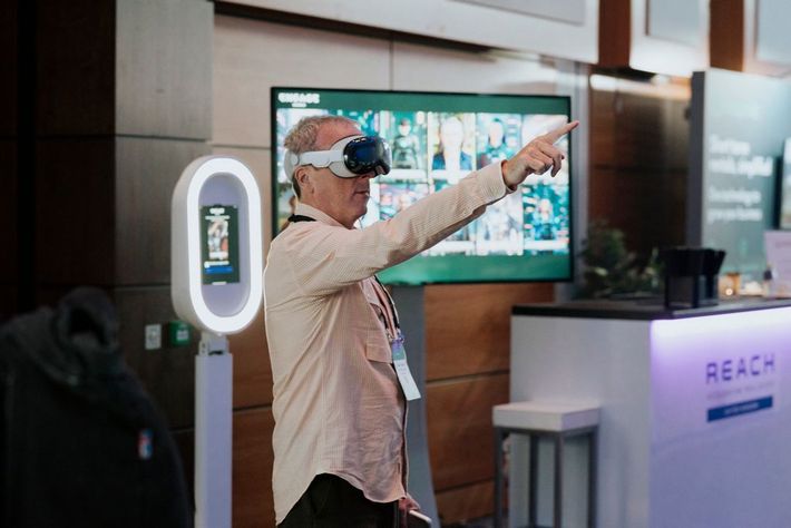 Top innovative real estate technology - working with REACH - the #1 Proptech Accelerator