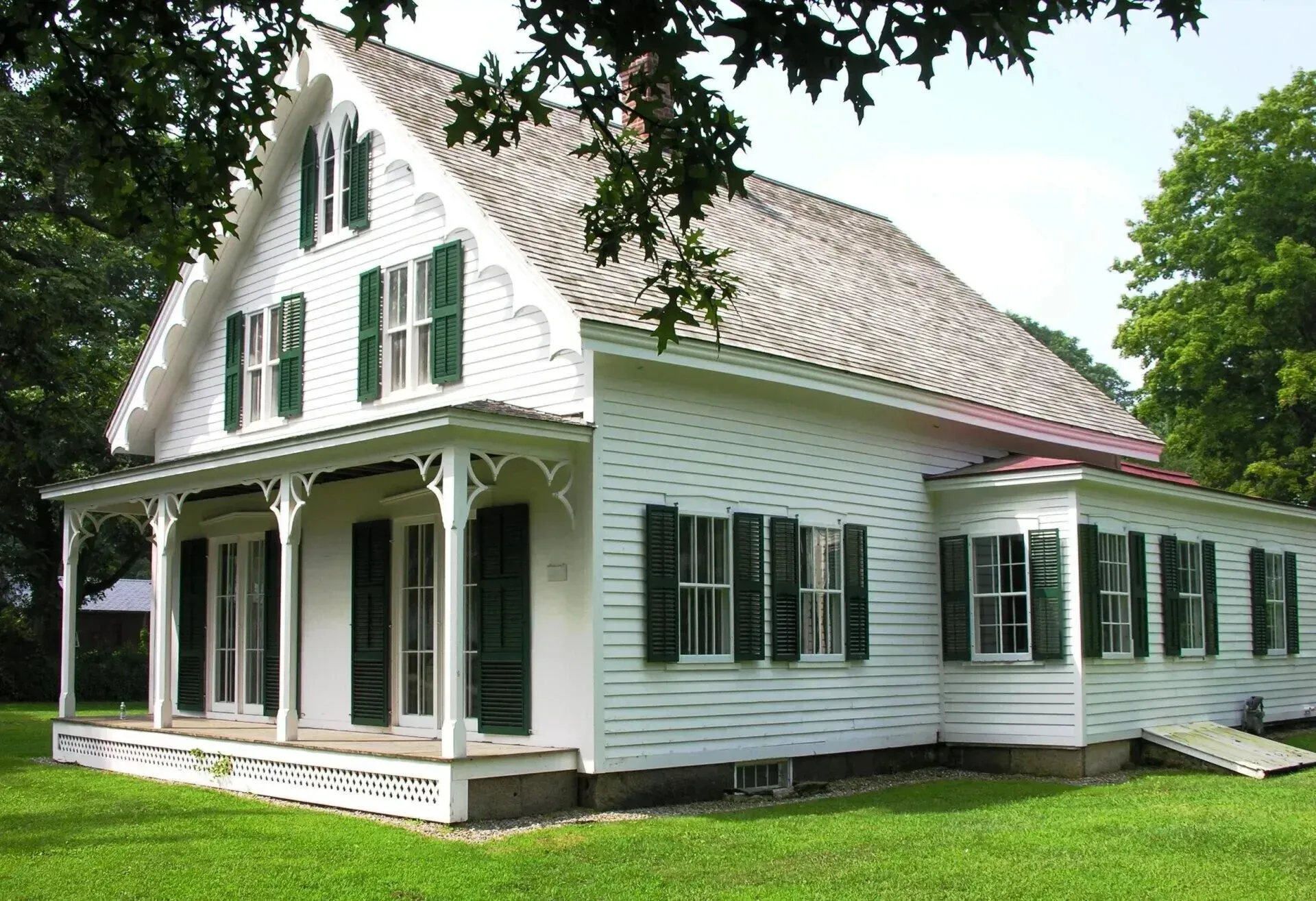 Pest Control Sandown, NH, Rodent, termite, and flea removal services