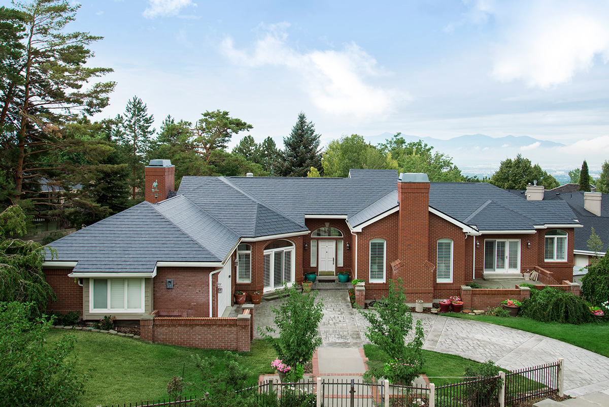 Black Aluminum Roofing installation - Premium aluminum metal roofing for Los Angeles homes