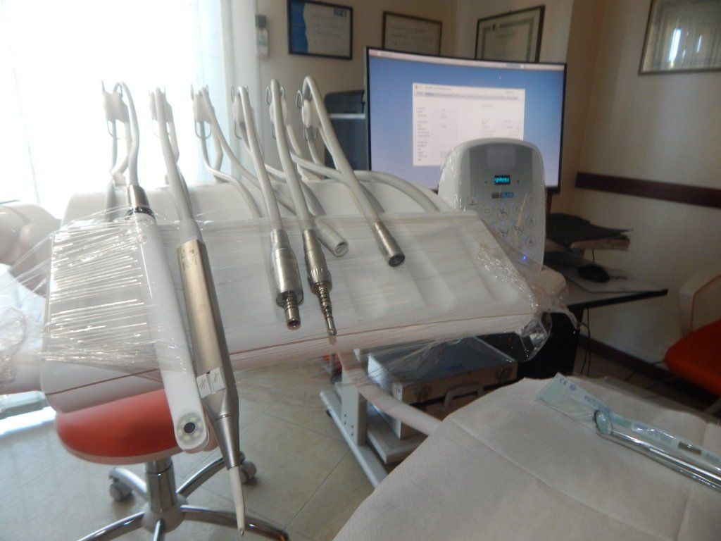 strumenti del dentista