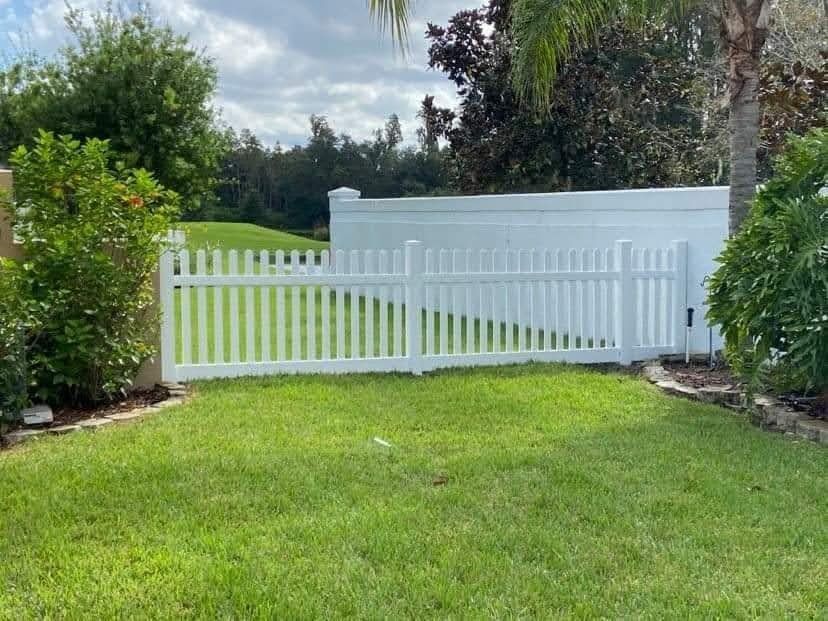 White Vinyl Picket fence