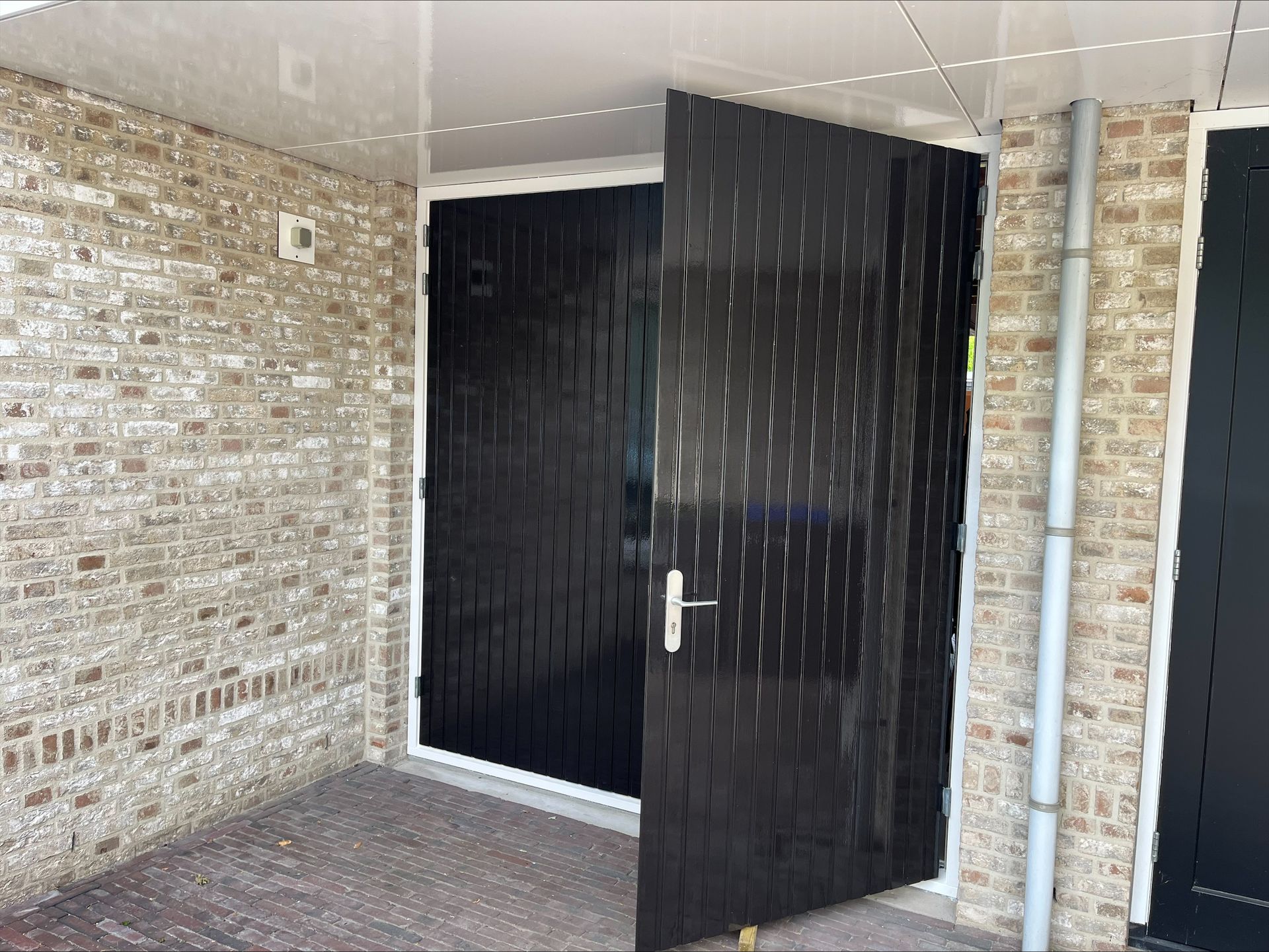 Buitenschilderwerk in middelharnis