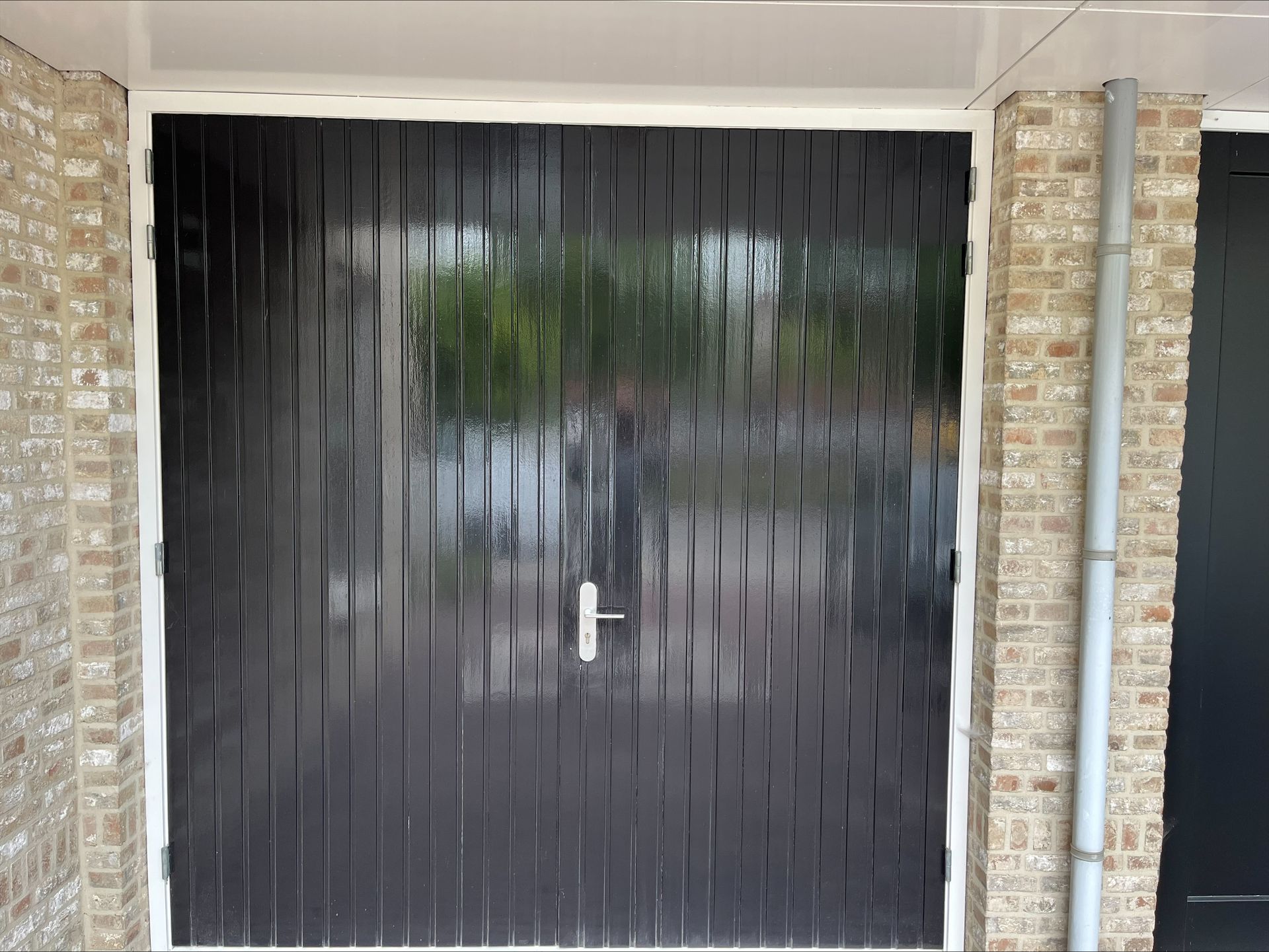 Buitenschilderwerk in middelharnis