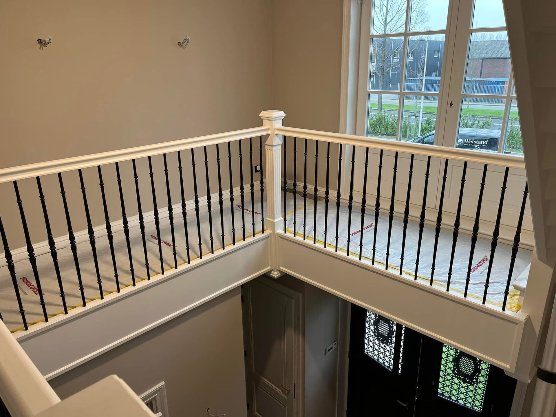 binnenschilderwerk en de wandafwerking villa in oude tonge