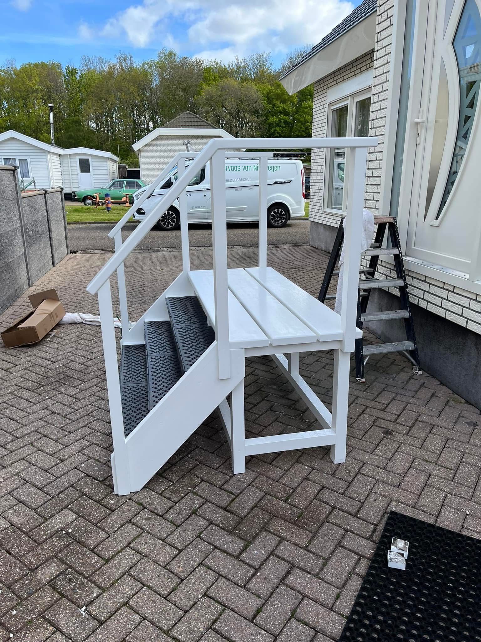 trappen schilderen in huis