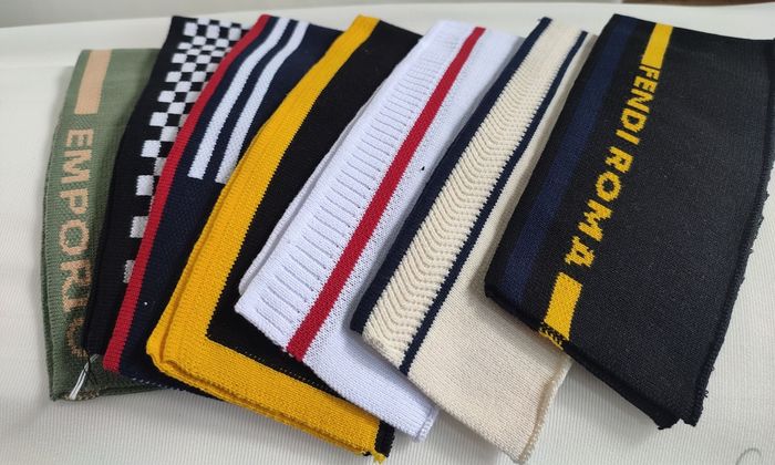 COLLARTEX - Màquina rectilínea con sistema Jacquard
