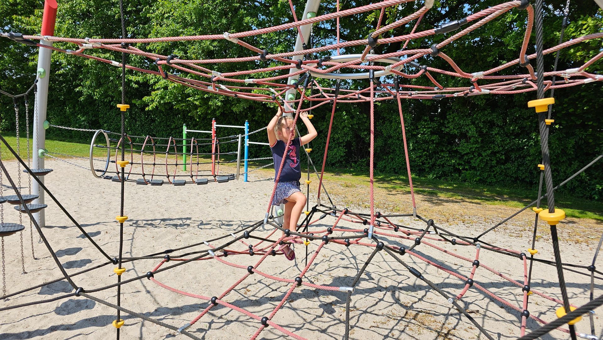 Kindvriendelijk-vakantiepark met buitenspeeltuin Overijssel