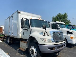 2015 International 4300 Box Truck , Cummins ISB 6.7L, 250 HP, Automatic, 206,432Miles, 11K Fronts, 21K rears, 205 WB, 18' Supreme Box