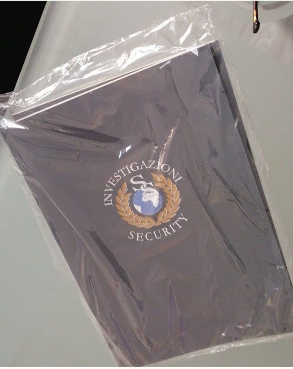 cartella di un'agenzia investigativa