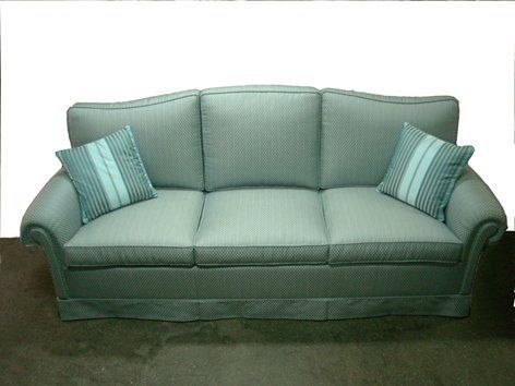 Divano tinta unita verde chiaro