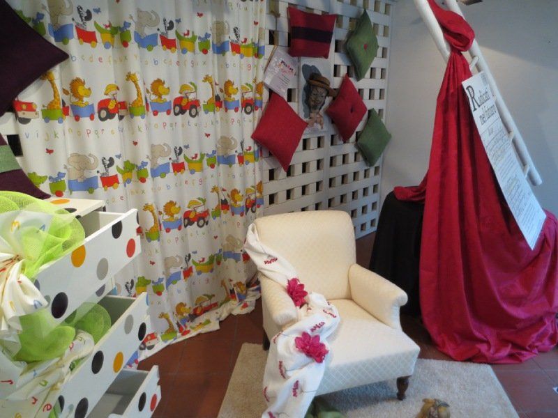 Angolo espositivo con complementi d'arredo