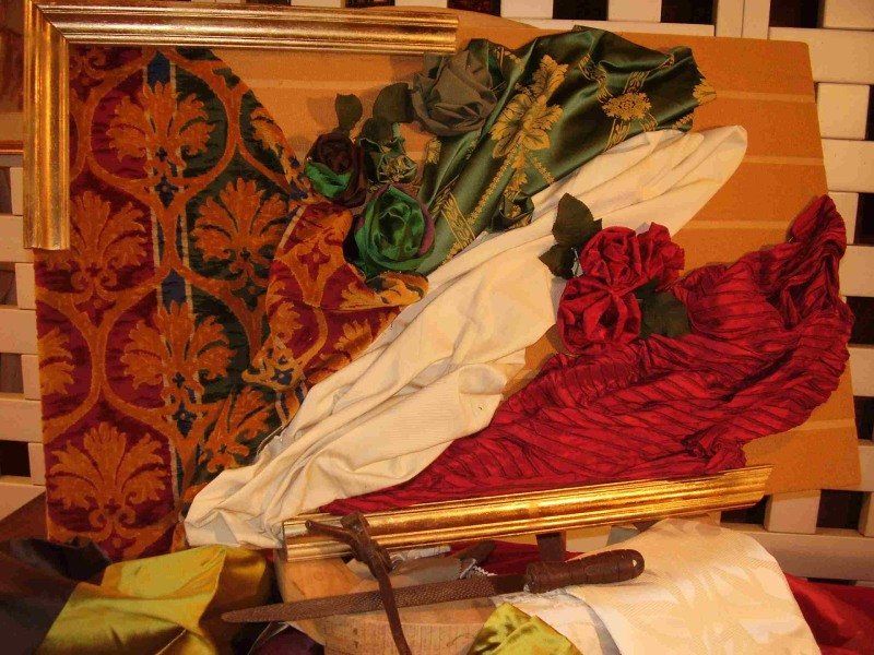 Vetrina sui toni del rosso