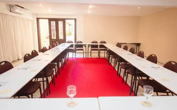 Salão para eventos da Pousada Corsário Búzios
