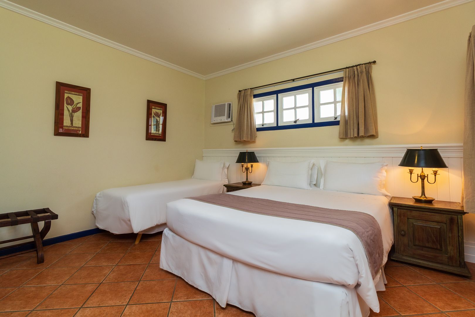 Acomodações da Pousada Corsário Paraty