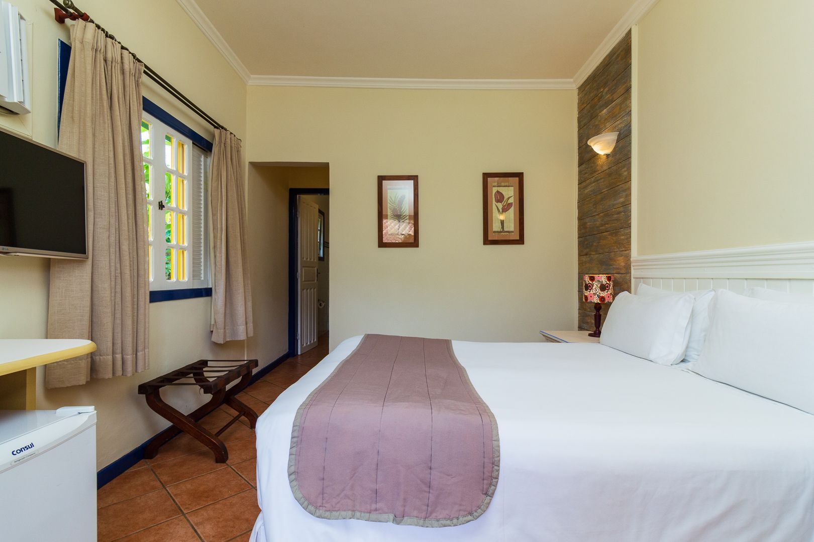 Acomodações da Pousada Corsário Paraty