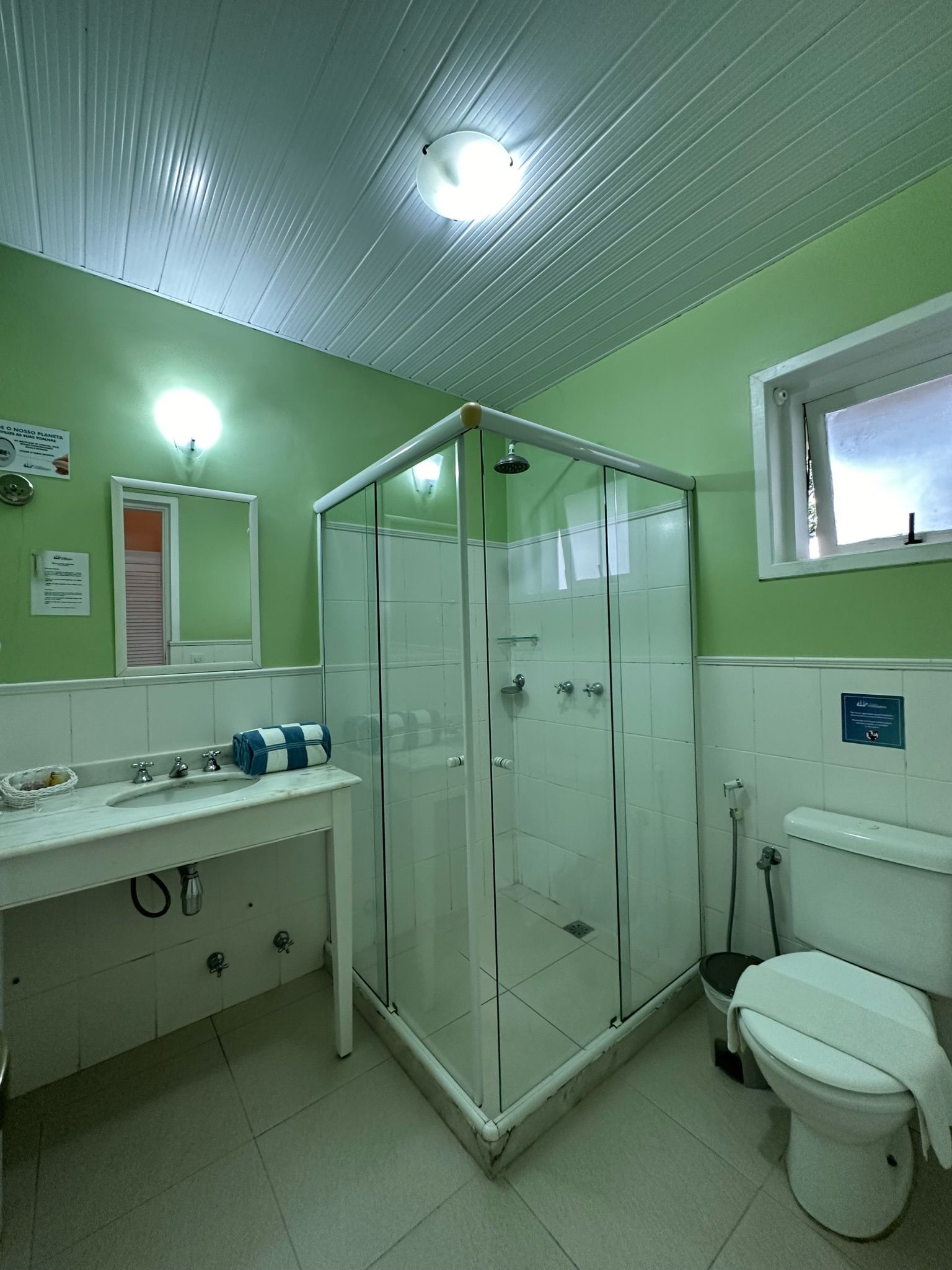 Acomodações da Pousada Corsário Búzios