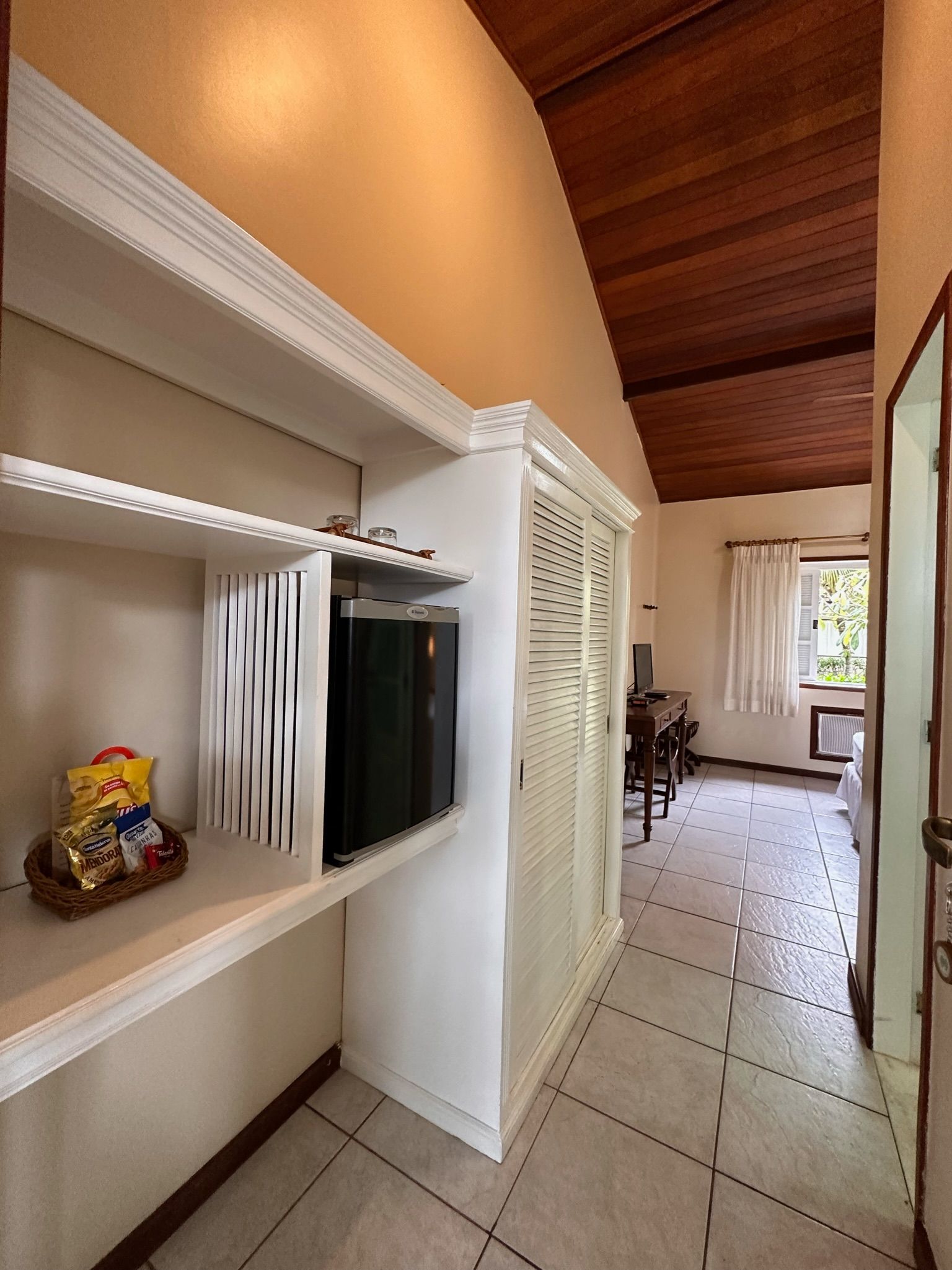 Acomodações da Pousada Corsário Búzios