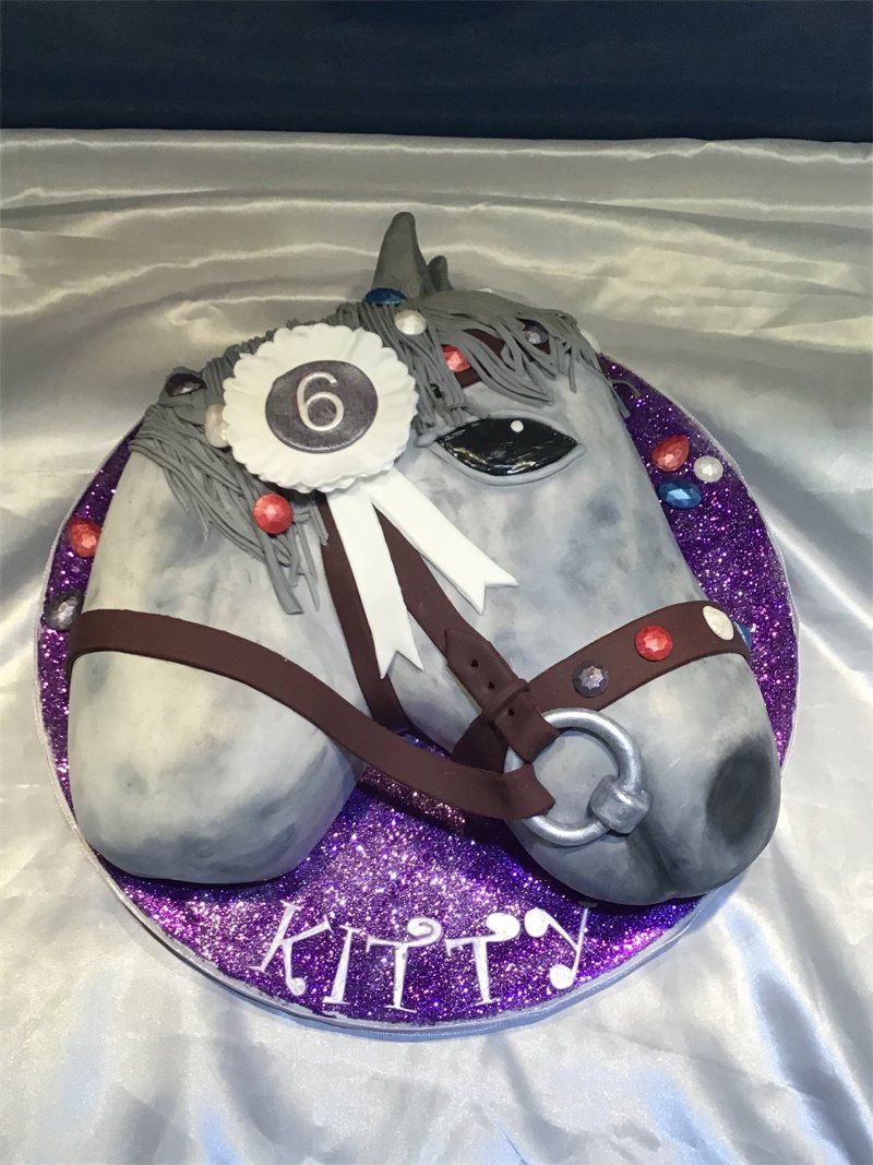 Grey horse cake