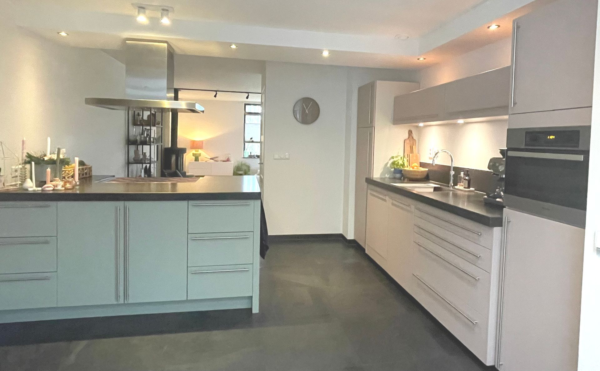 bekijk alle foto's van project keuken wrappen Amersfoort door Studio Knoez