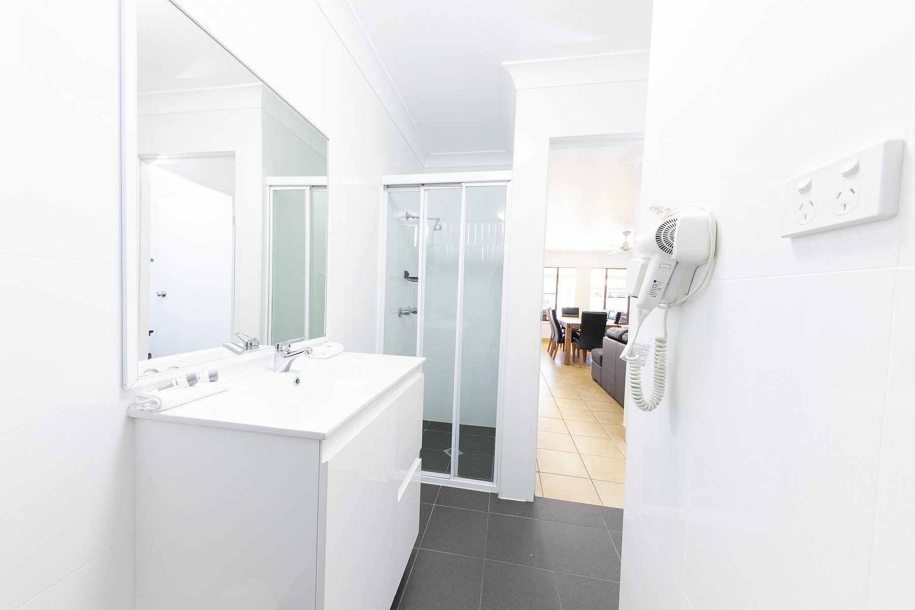 2 bedroom apartment bathroom sink abd shower