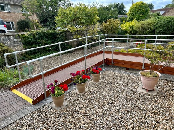 Wheelchair access ramp