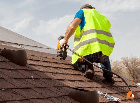 reparación de goteras y filtraciones de agua en tejado de tejas Álava