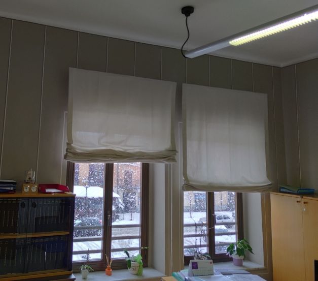 finestre con tende da interno a caduta