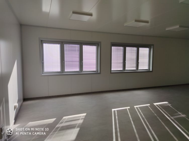 tenda veneziana verso il basso