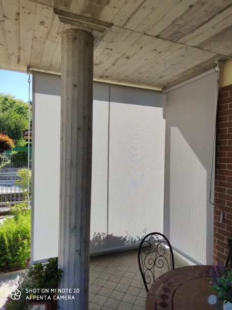 tenda esterna isolante verticale